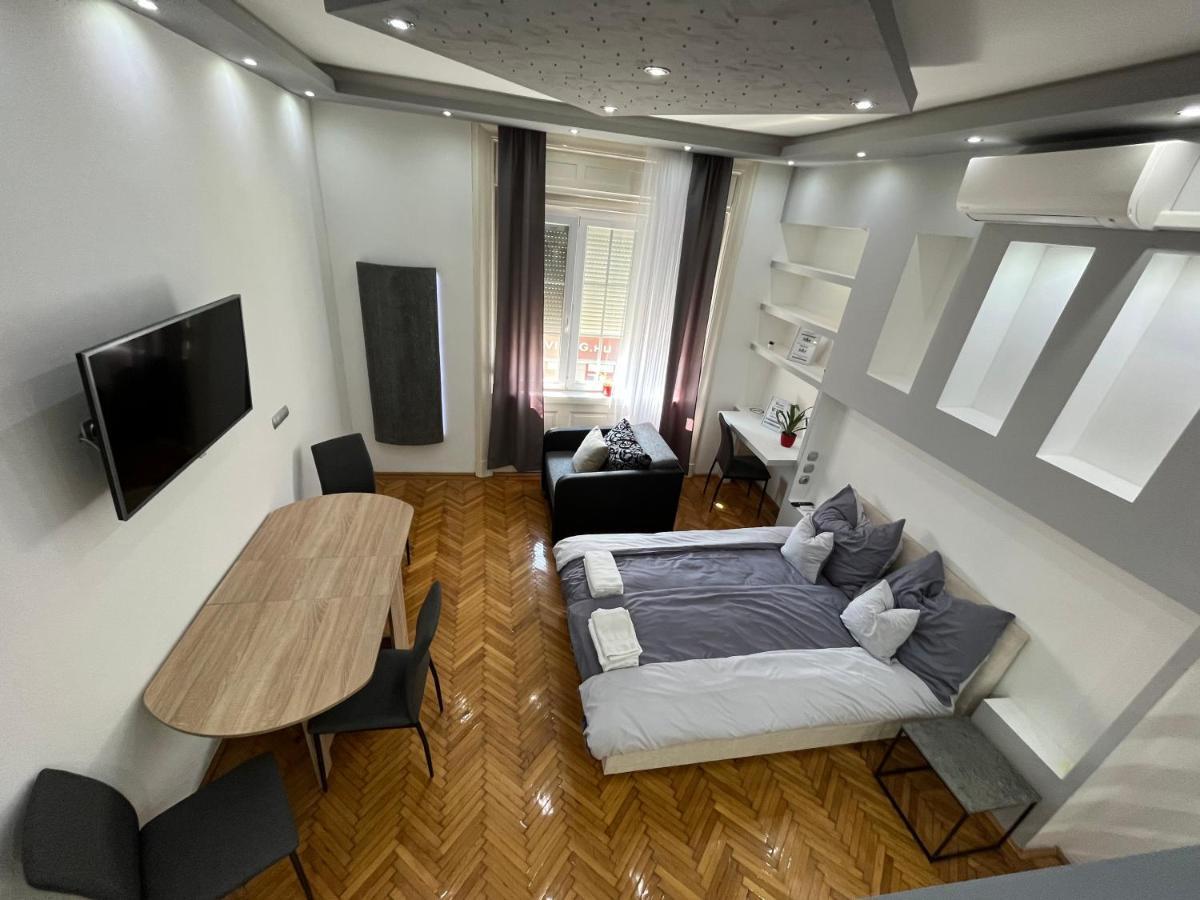 Szechenyi Apartman 米什科尔茨 外观 照片